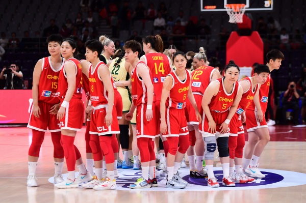 不理想！中国女篮2胜11负结束今夏所有热身赛